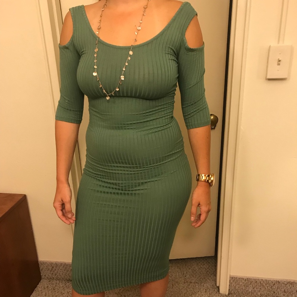 Cold Shoulder Bodycon Midi Dress - Olive - Picture 5 of 8